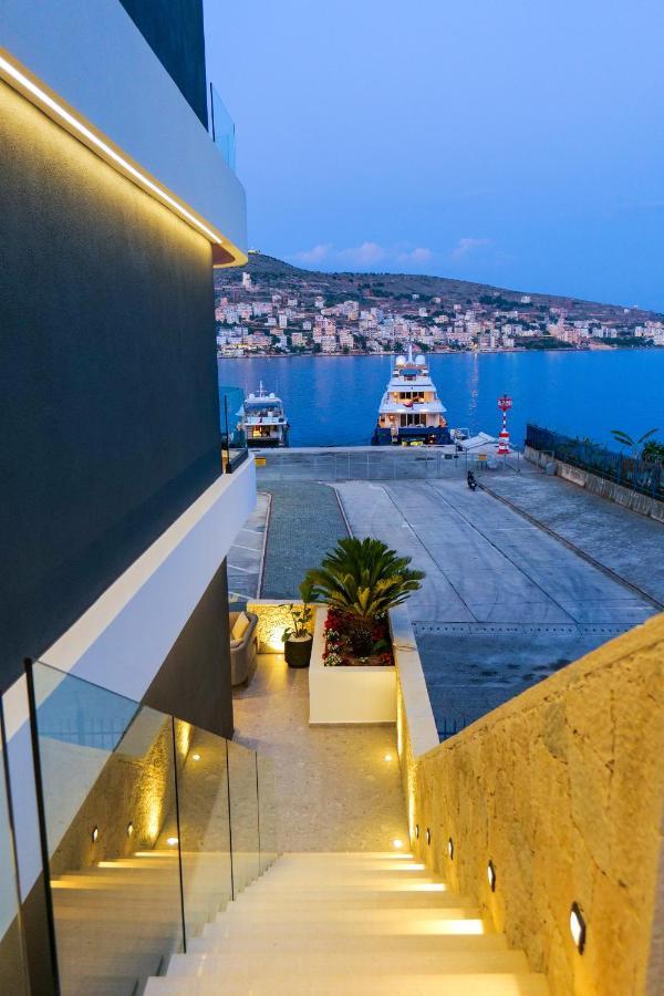 Yacht Premium Hotel Sarandë Buitenkant foto
