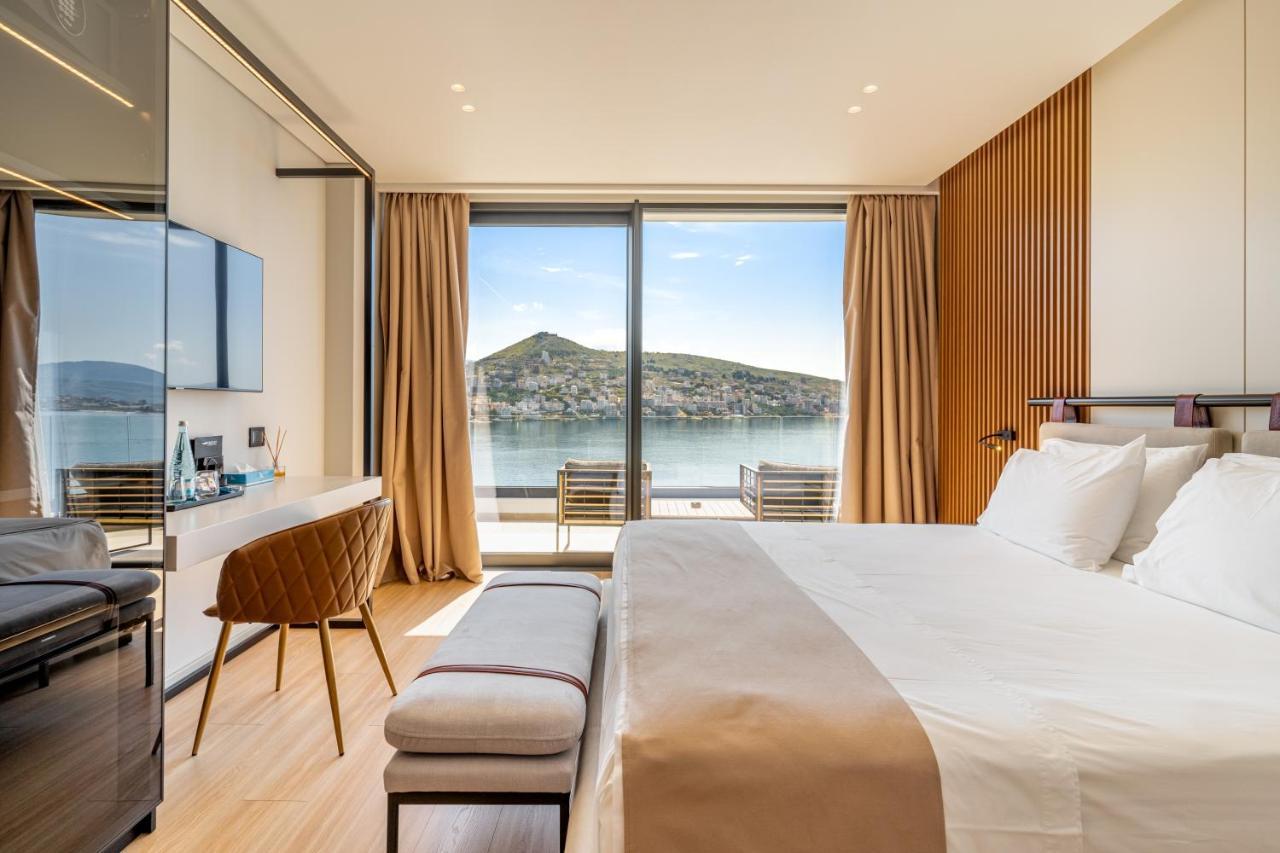 Yacht Premium Hotel Sarandë Buitenkant foto