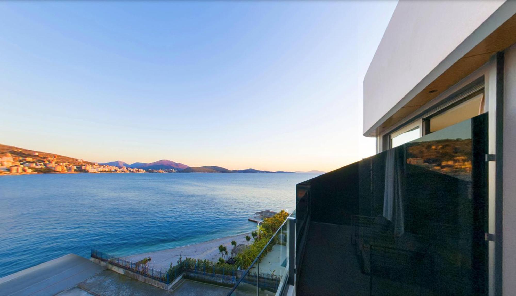 Yacht Premium Hotel Sarandë Buitenkant foto
